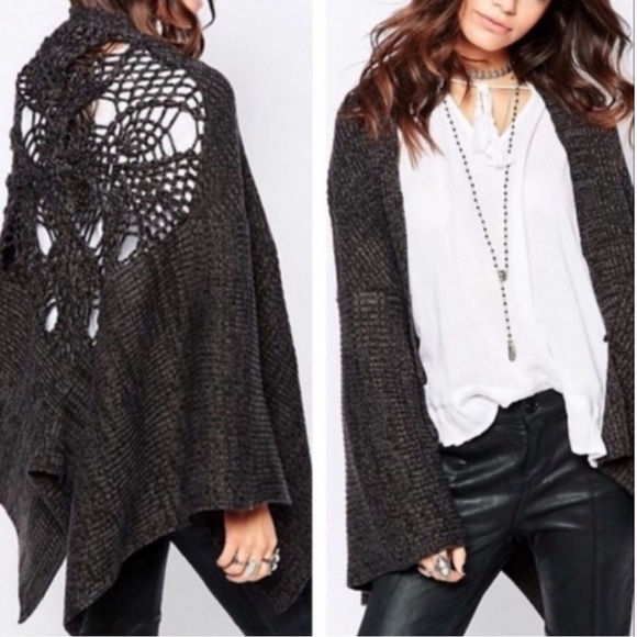 FREE PEOPLE Ruana Crochet Knit Wrap Shawl Charcoal Gray Long Sleeve Boho Sweater - Picture 1 of 7